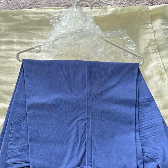 CAPRIS, MEDIUM BLUE, SIZE 28, 97% COTTON 3% ELASTANE/SPANDEX, FRONT CLOSURE, - Picture 1 of 3